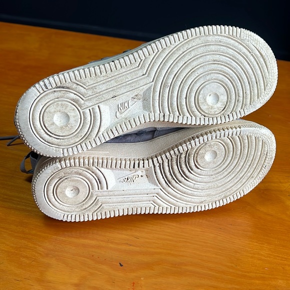 Nike Air Force 1 Suede Gunsmoke Sz. 8 - Picture 6 of 7